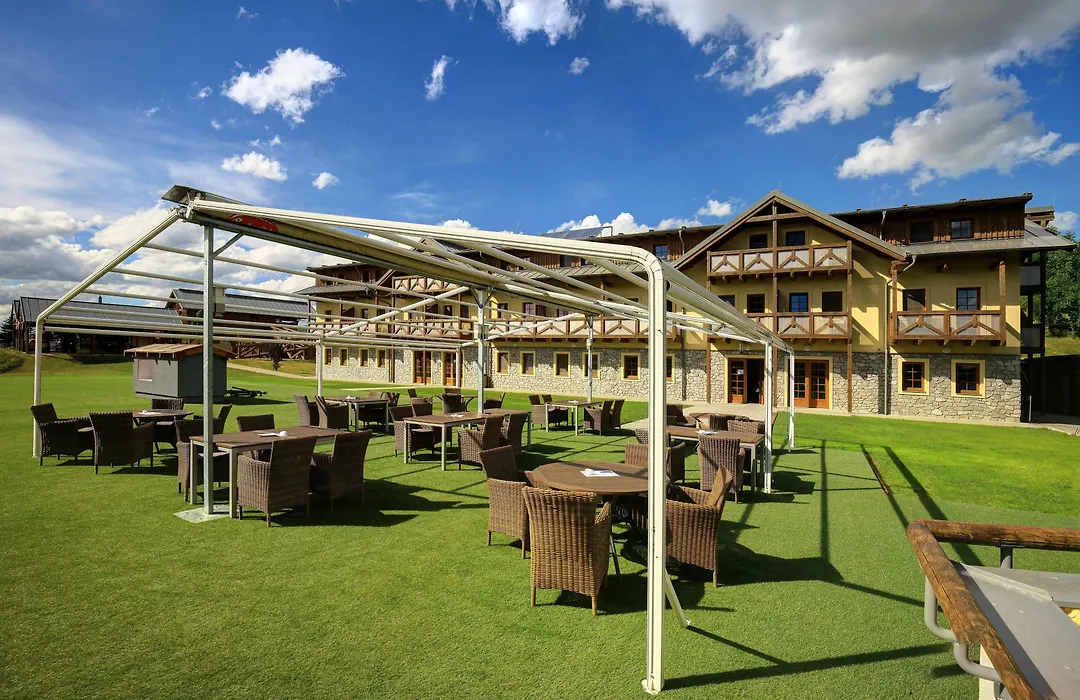 Hotel Resort Relax-1