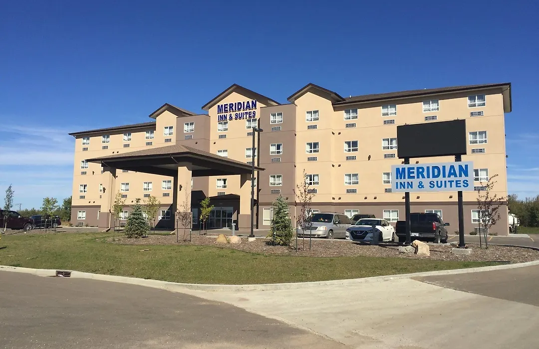 Meridian Inn & Suites Lloydminster-1