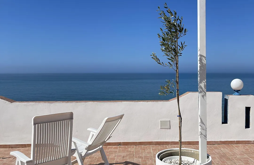 Hotel Miramare Garzia-1