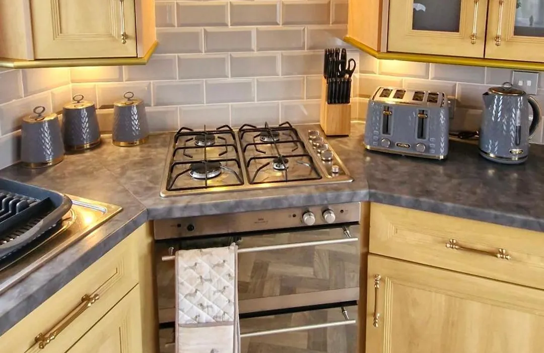 Mollies Den 6 Berth 2 Bedrooms Waterside Leisure Park Ingoldmells-1