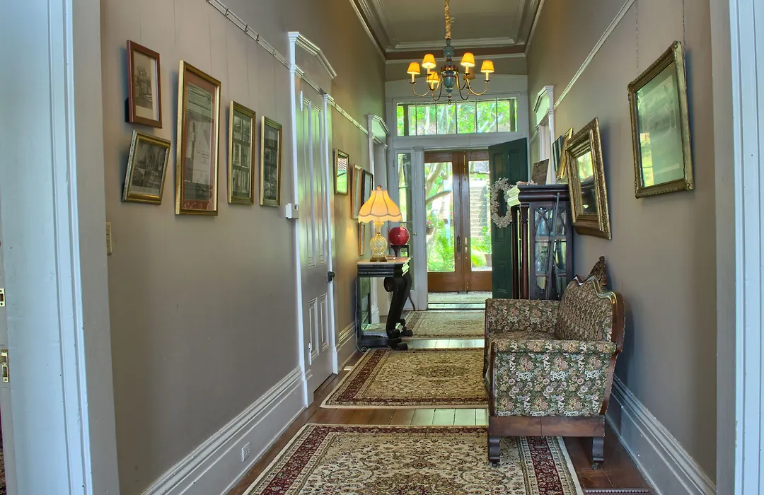 Corners Mansion Inn - A Bed And Breakfast-1