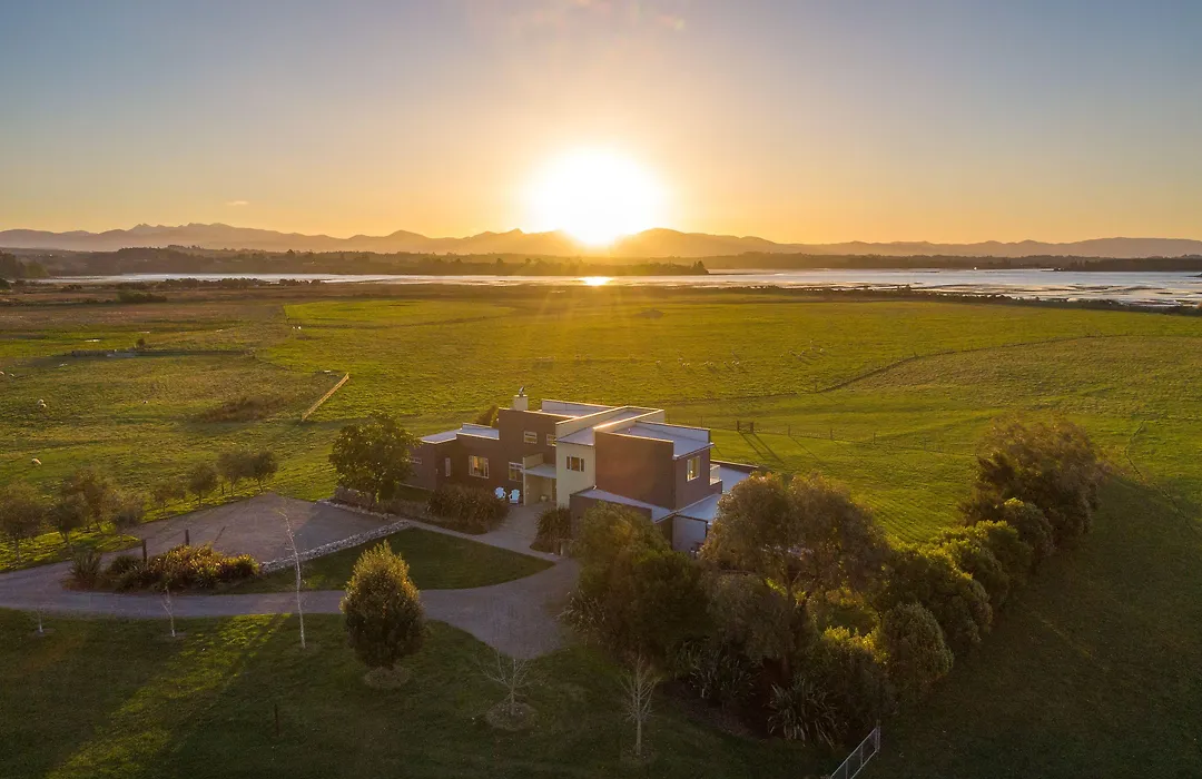 Appleby House & Rabbit Island Huts-1