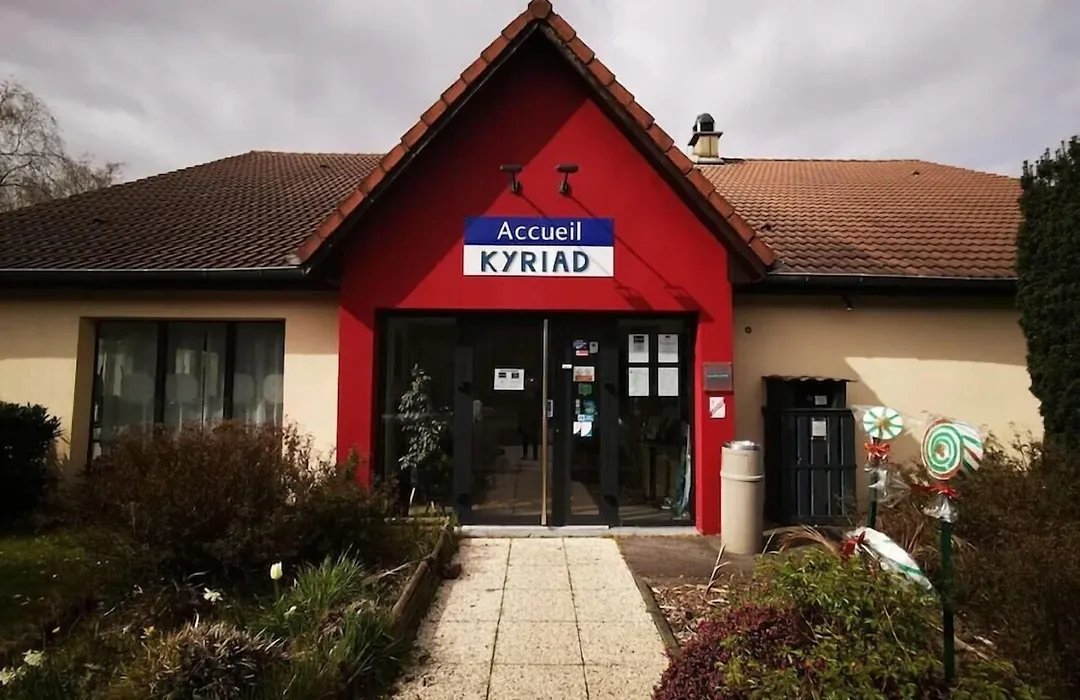 Kyriad Lille - Roncq-1