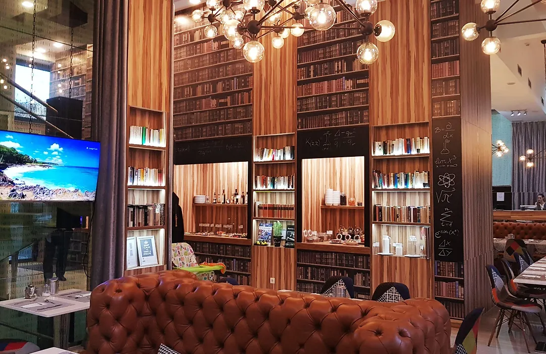 Science Hotel-1