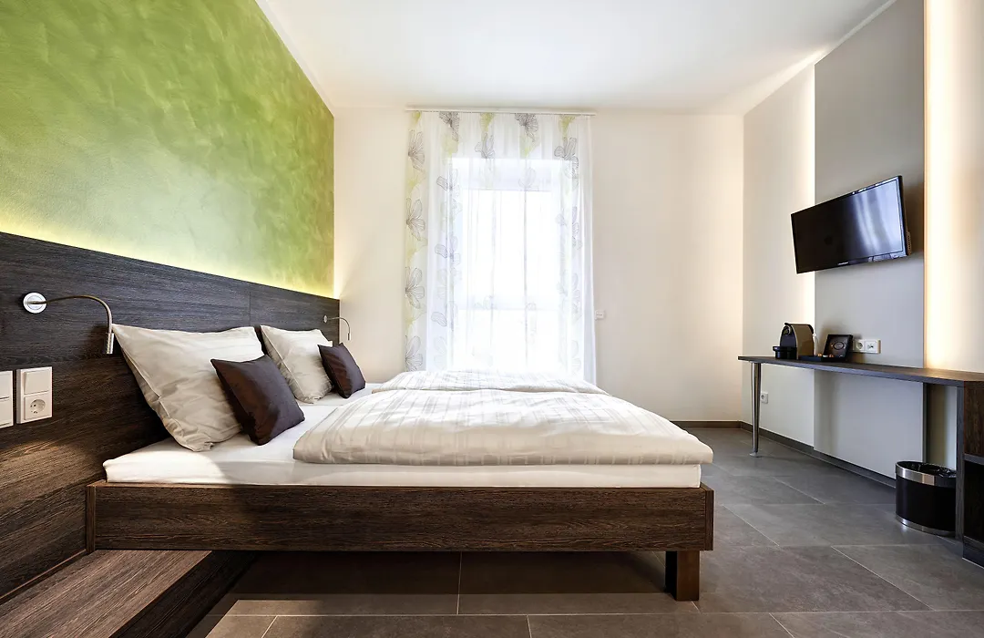 Eee Hotel Marchtrenk-1