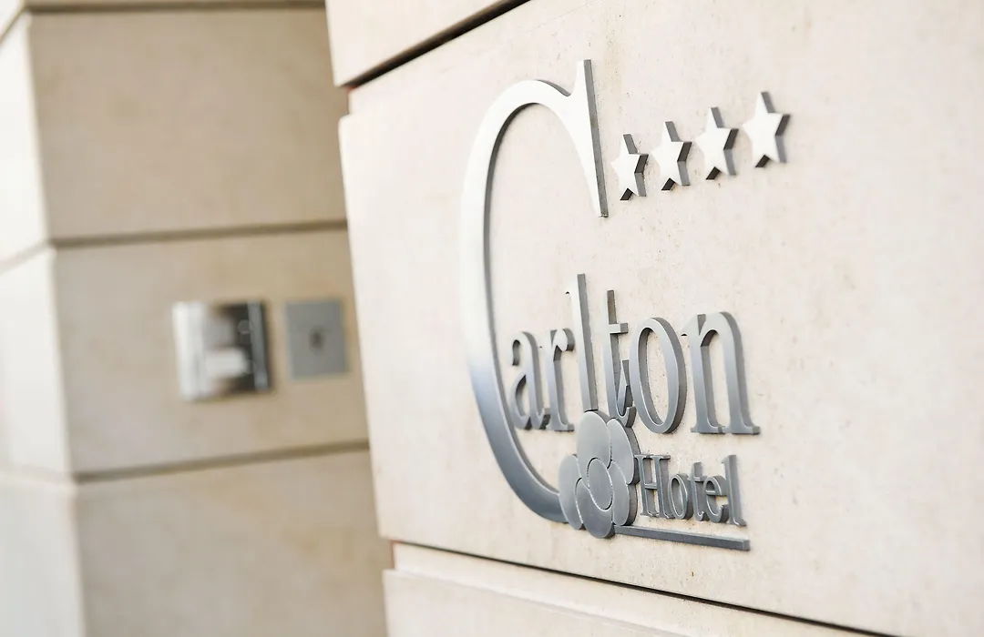 Hotel Perrin - former Carlton-1
