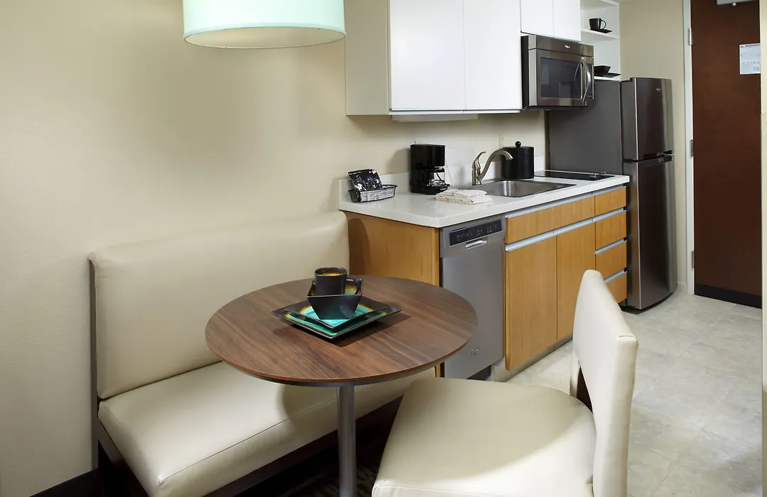 Hawthorn Suites By Wyndham Wheeling At The Highlands-1