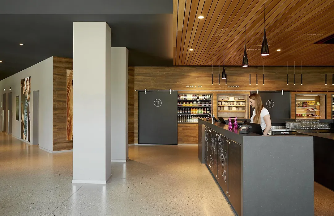 Moxy Munich Airport-1