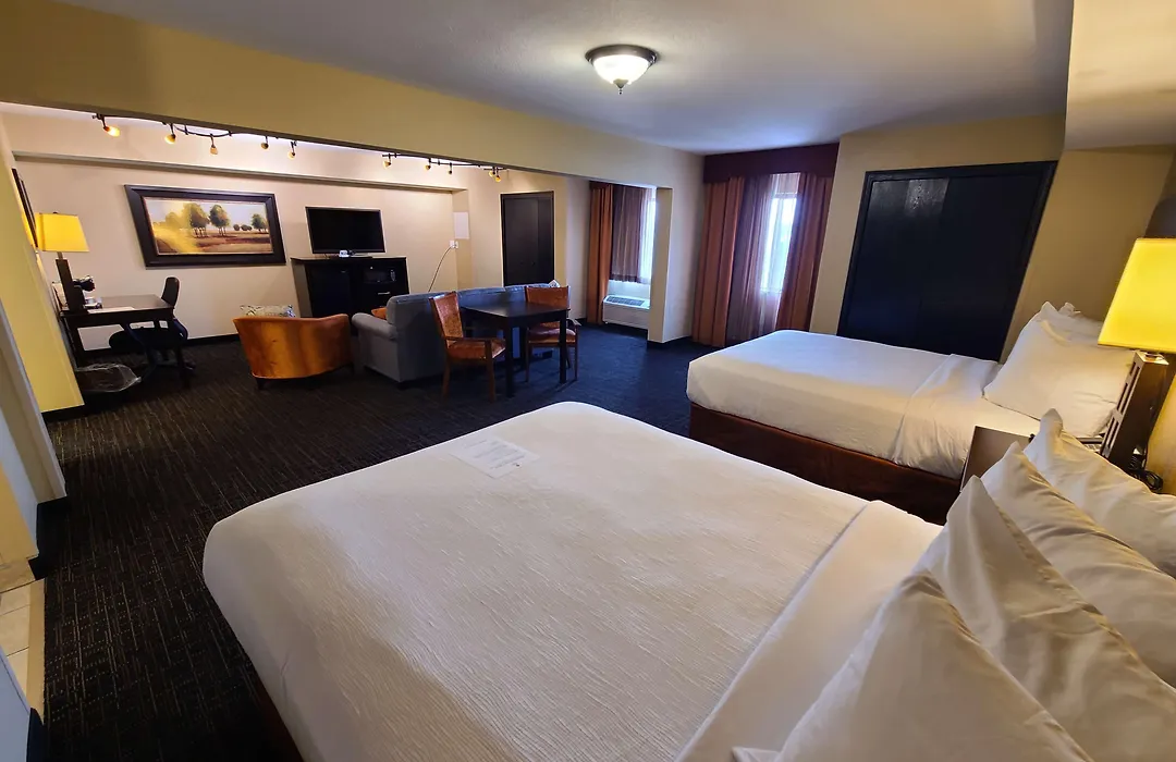 Best Western Plus North Platte Inn & Suites-1