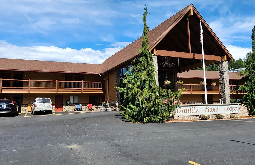 Cowlitz River Lodge-1