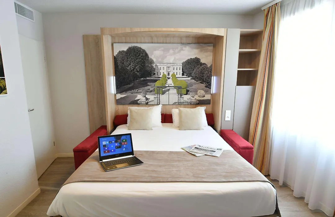 Appart-Hotel Mer & Golf City Bordeaux Bassins A Flot-1