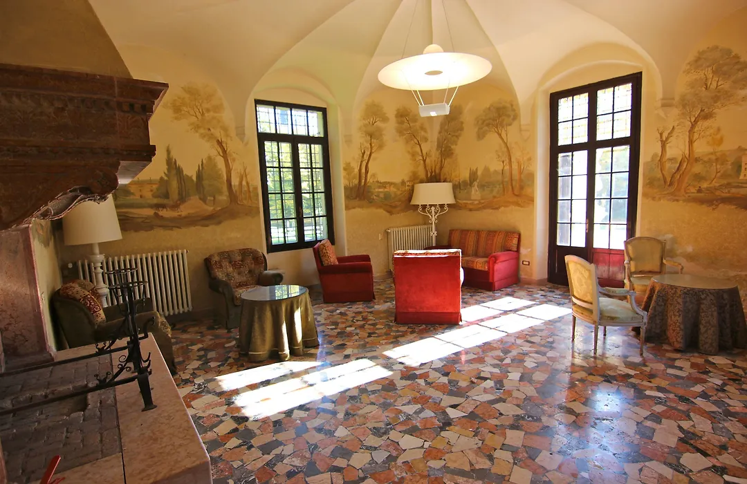 Hotel Villa Giona-1