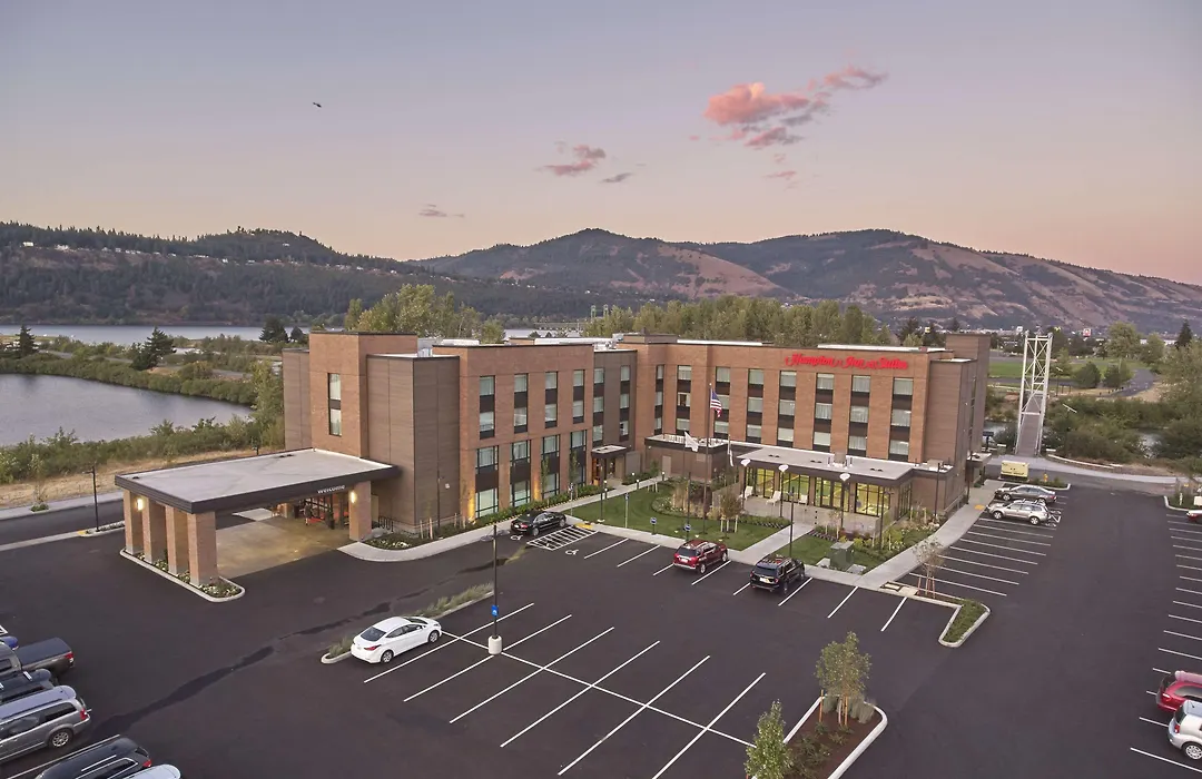 Hampton Inn & Suites Hood River-1