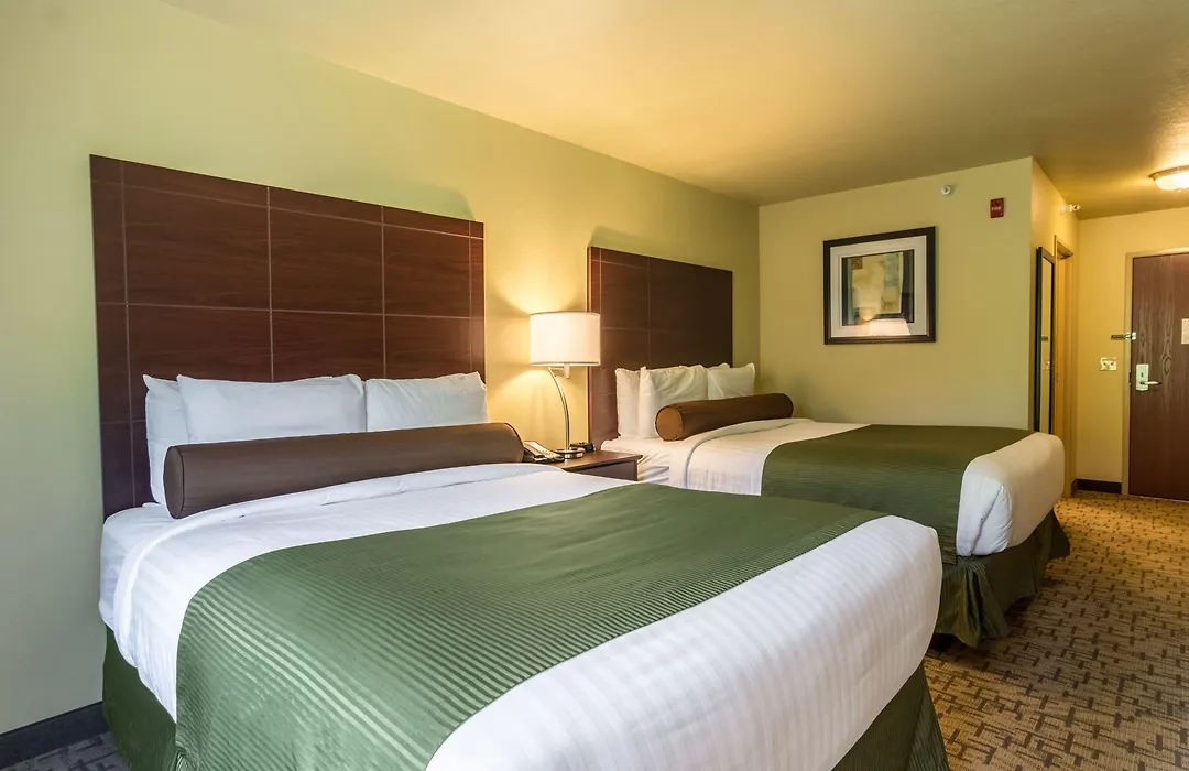 Cobblestone Hotel & Suites - Harborcreek-1