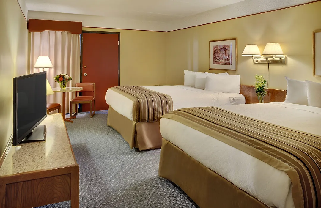 Kindersley Inn-1