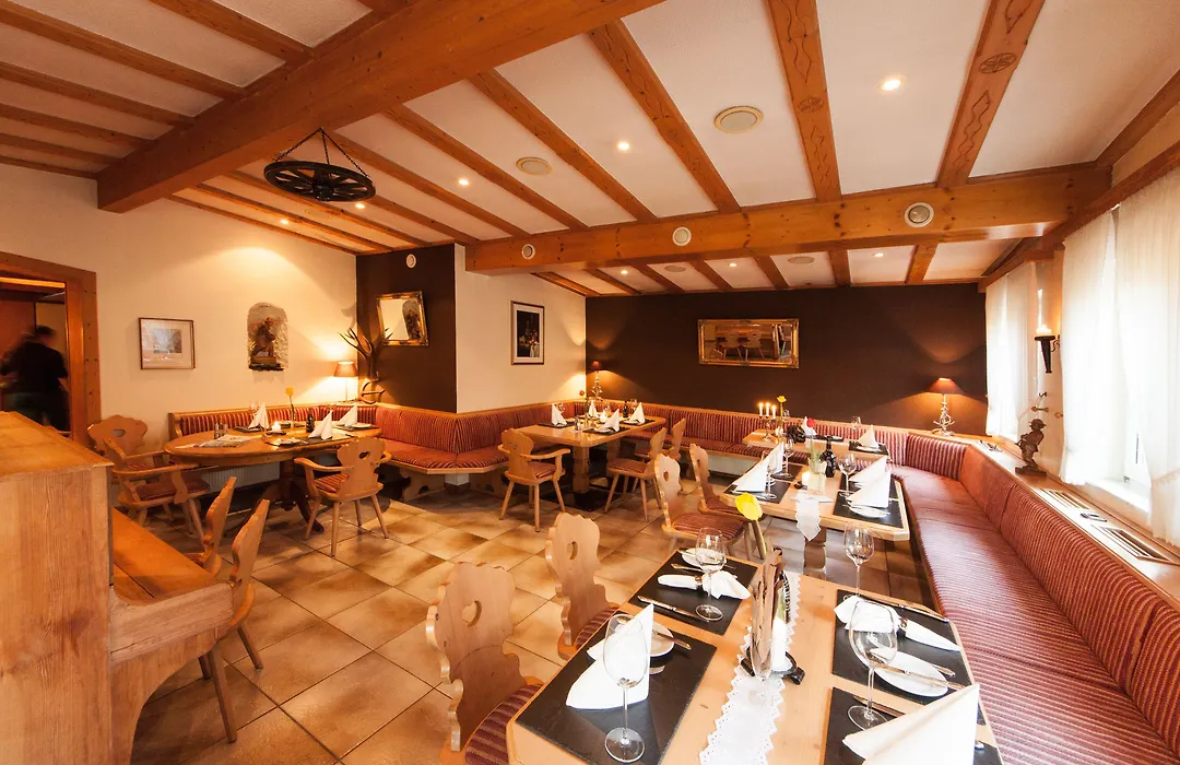 Hotel Restaurant Lindenhof-1