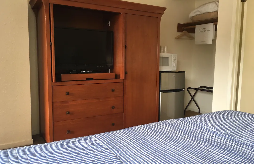 Surf & Sand Inn-1