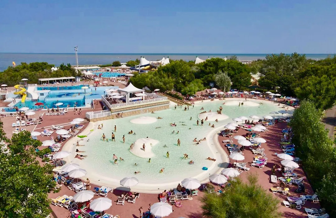 Isamar Holiday Village-1