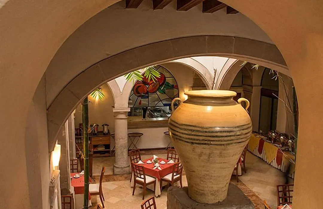 Hostal De La Monja-1
