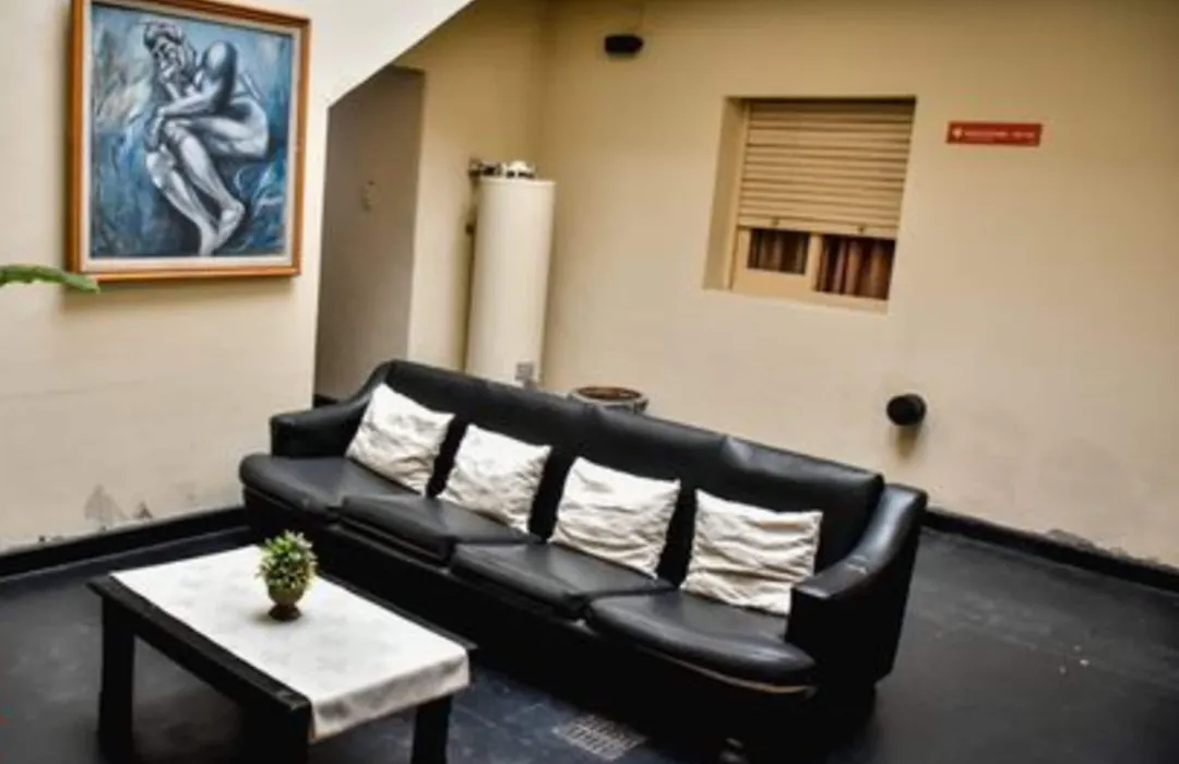 Casi Guemes Hotel-1