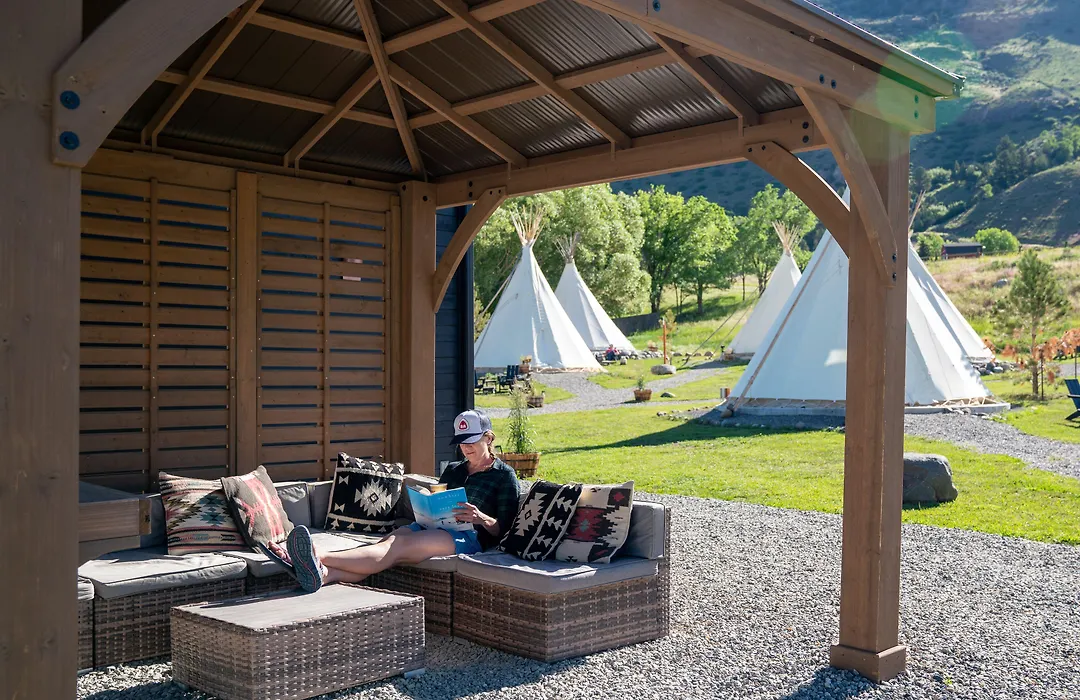Dreamcatcher Tipi Hotel-1