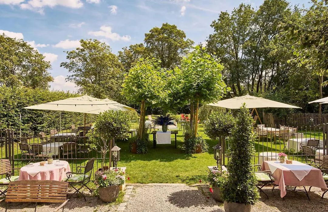 Hotel Gutsgasthof Stangl-1