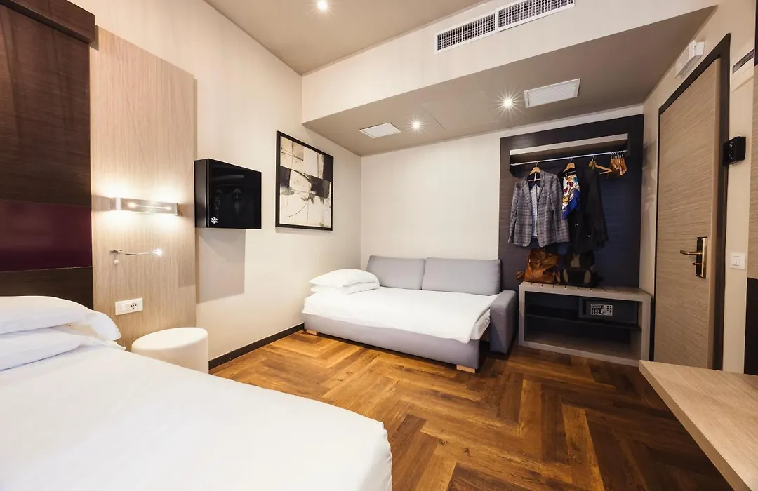 Genius Hotel Downtown-1