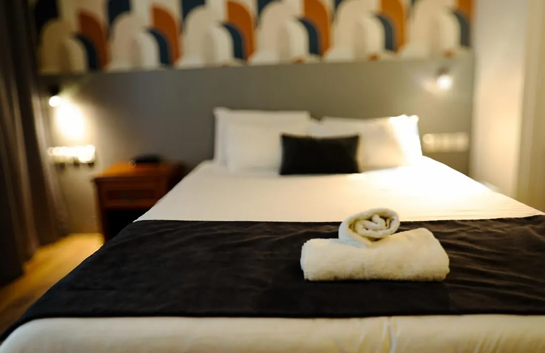 Hotel Le Bourgogne-1