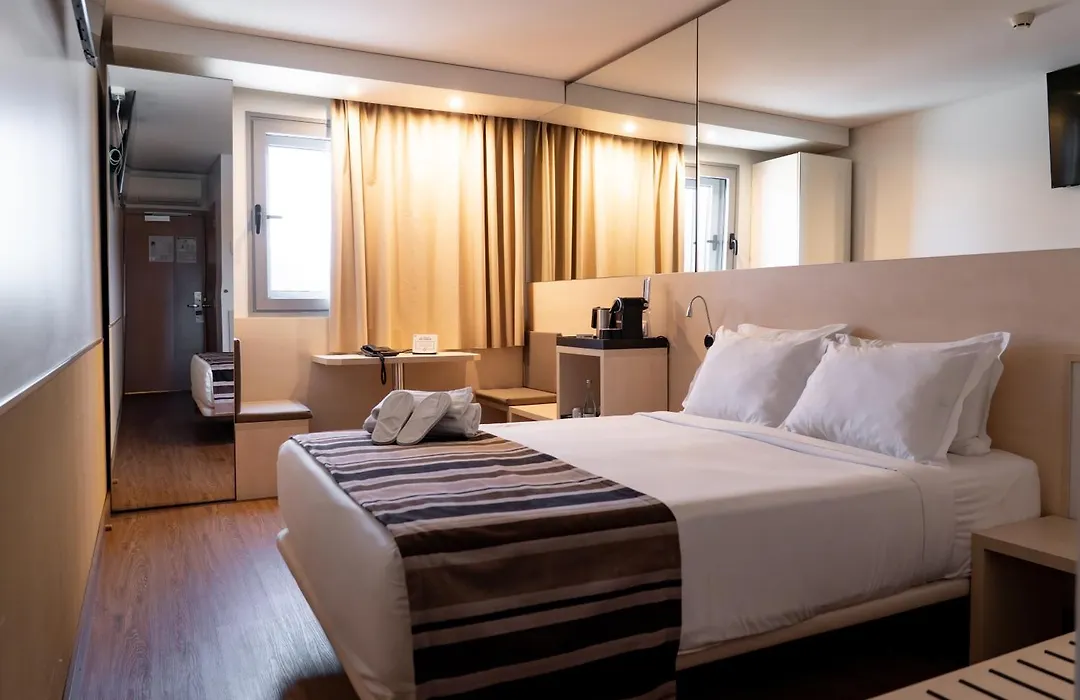 Park Hotel Porto Aeroporto-1