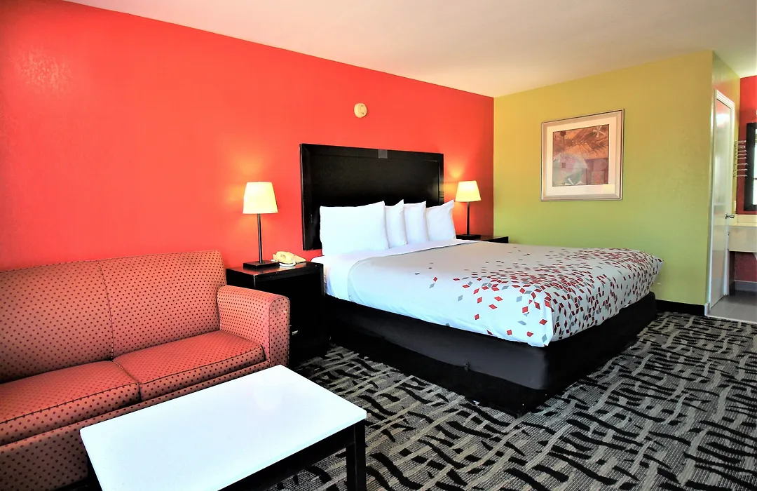 Travel Inn Eutaw-1