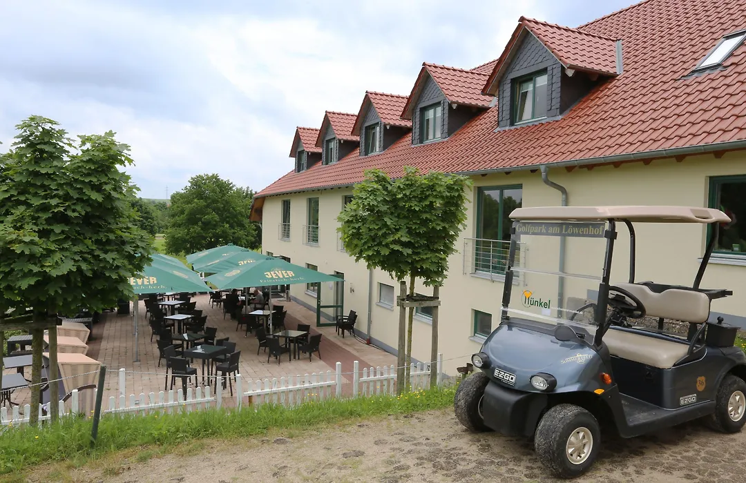Apartments Golfpark Schlossgut Sickendorf-1