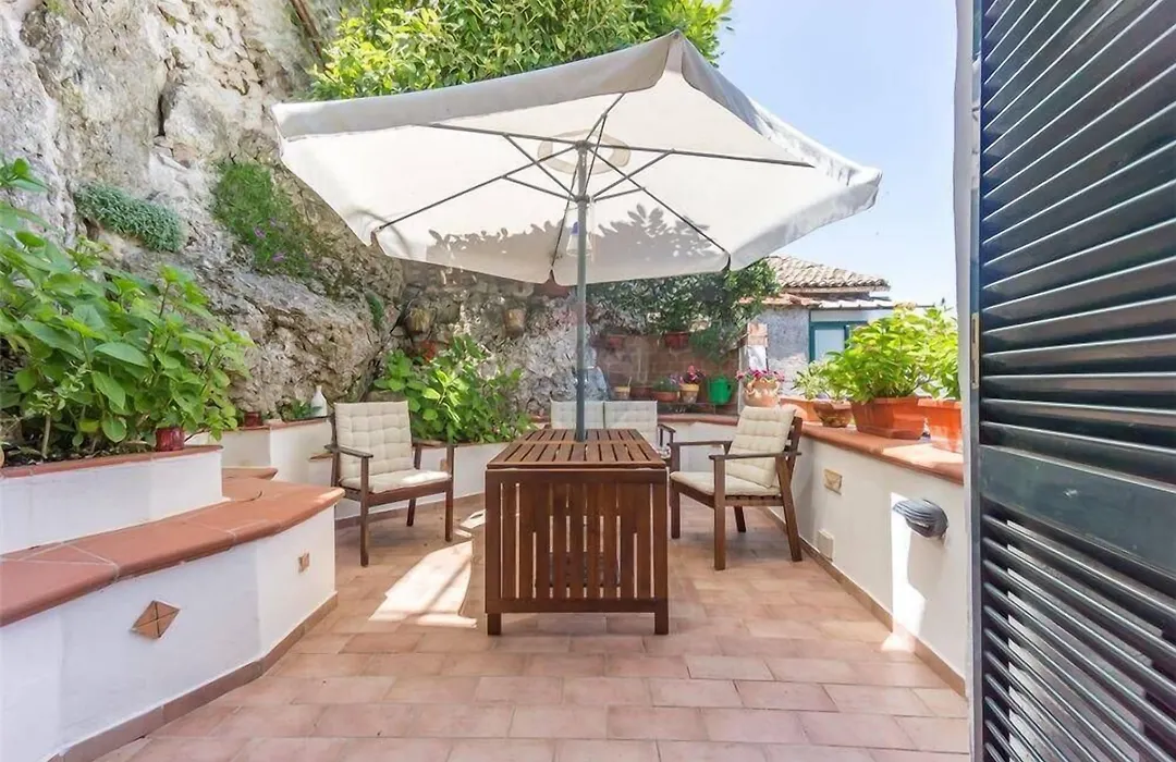 B&B Dell' Artista-1