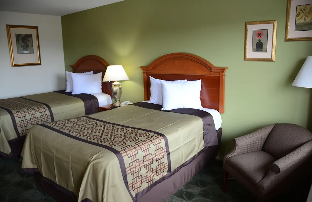 Big Spring Inn Madisonville-1