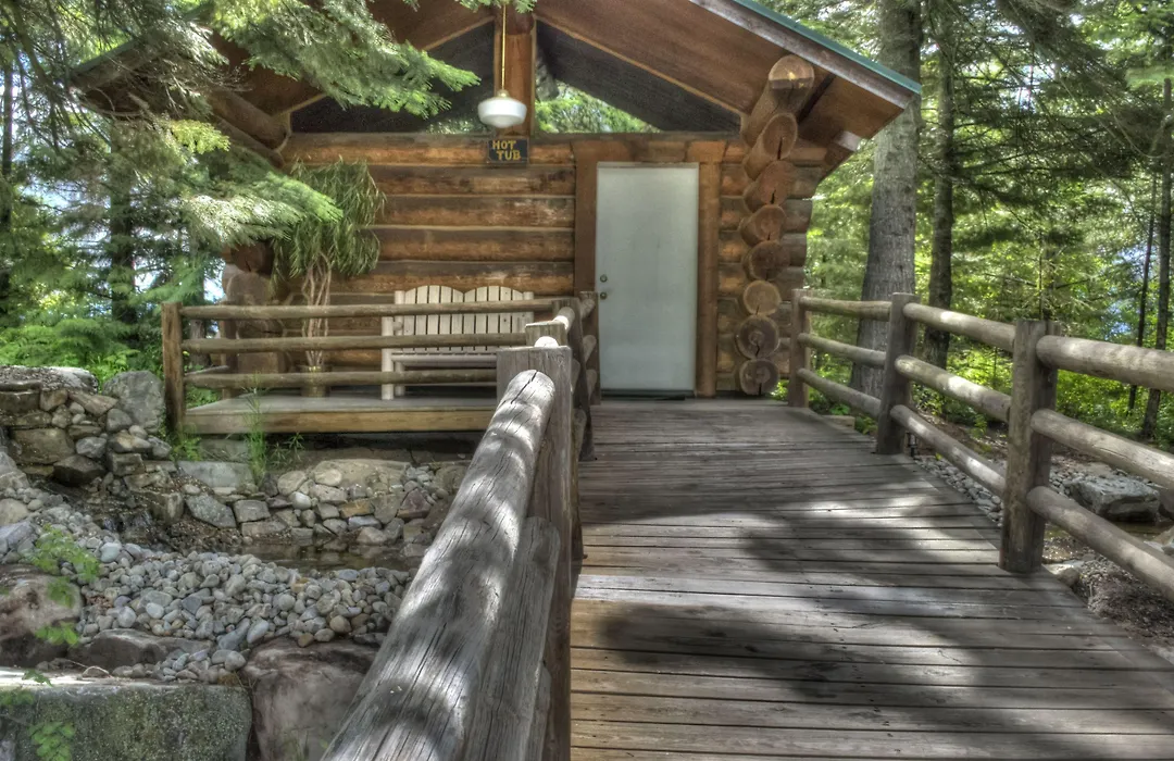 Log Inn Bonners Ferry-1