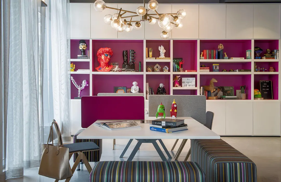 Moxy Frankfurt Airport-1