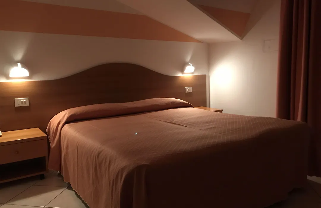 Hotel Touring-1