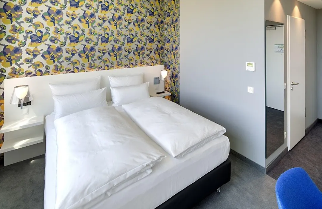 Hotel Am Remspark-1