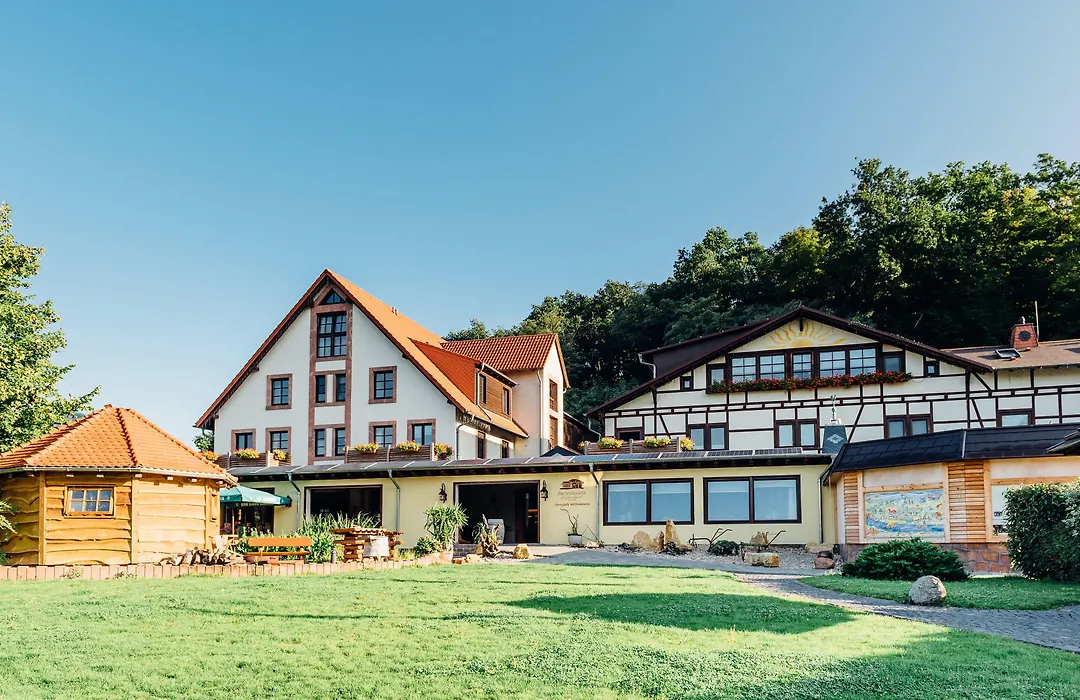 Erlebnishotel Zur Schiffsmühle-1