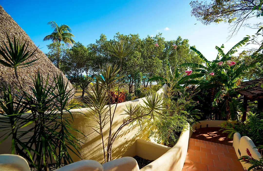Sansara Surf Yoga & Resort-1