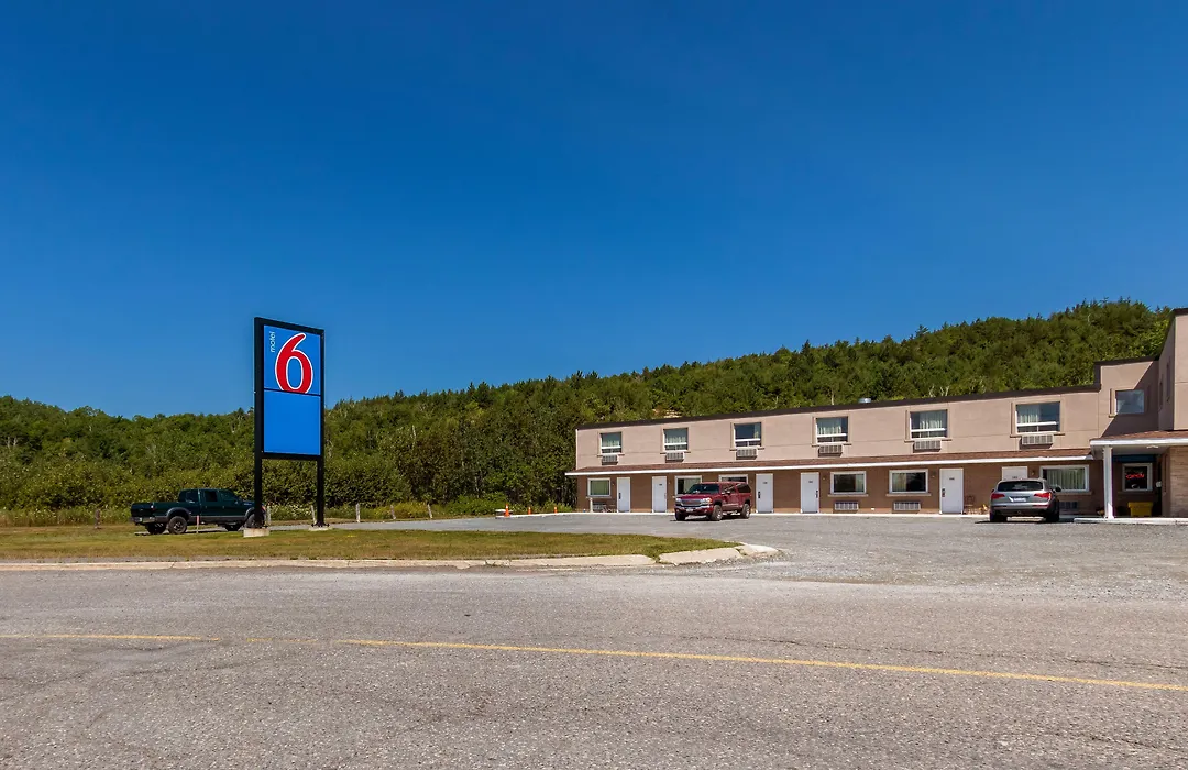Motel 6-Sudbury, On-1