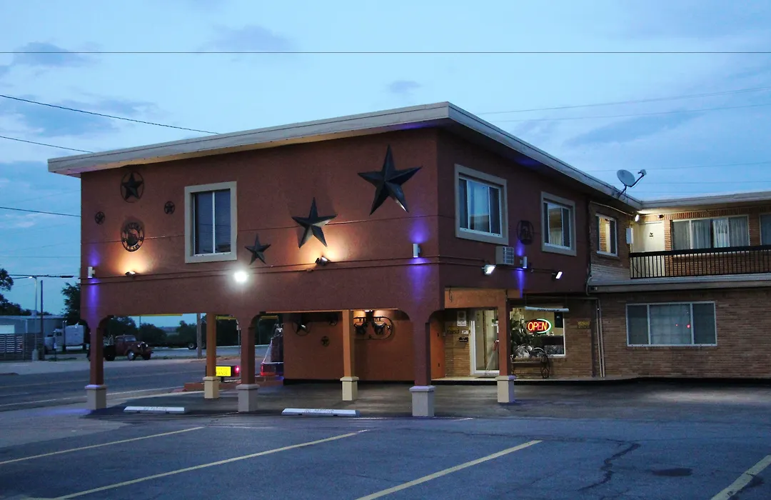 Western Motel-1