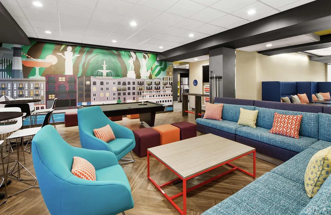 Tru By Hilton Savannah Midtown-1