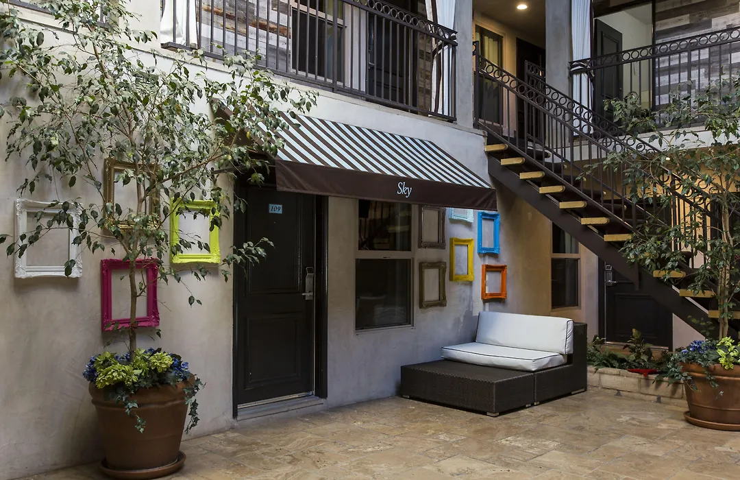 L.A. Sky Boutique Hotel-1