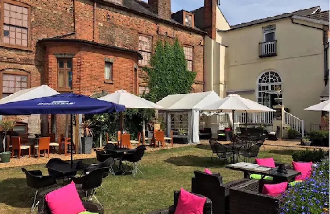 Kings Hotel-1
