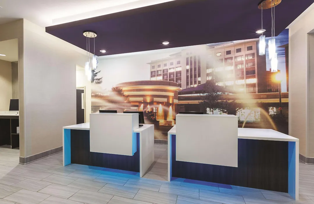 La Quinta By Wyndham Terre Haute-1