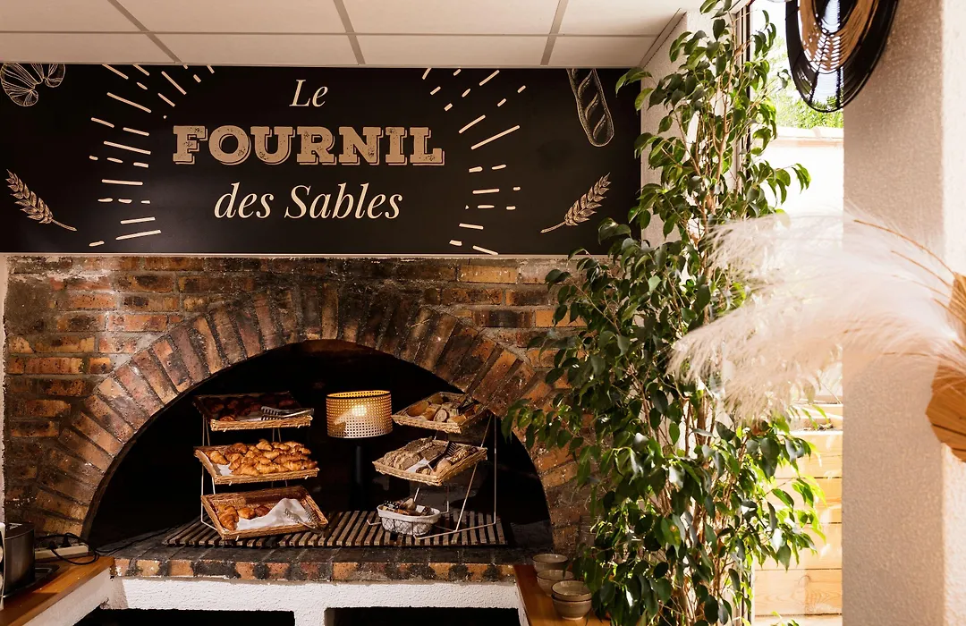 Hotel Les Sables - Urban Style - By Logis Hotels-1
