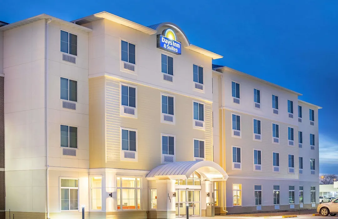 Days Inn & Suites By Wyndham Kearney Ne-1