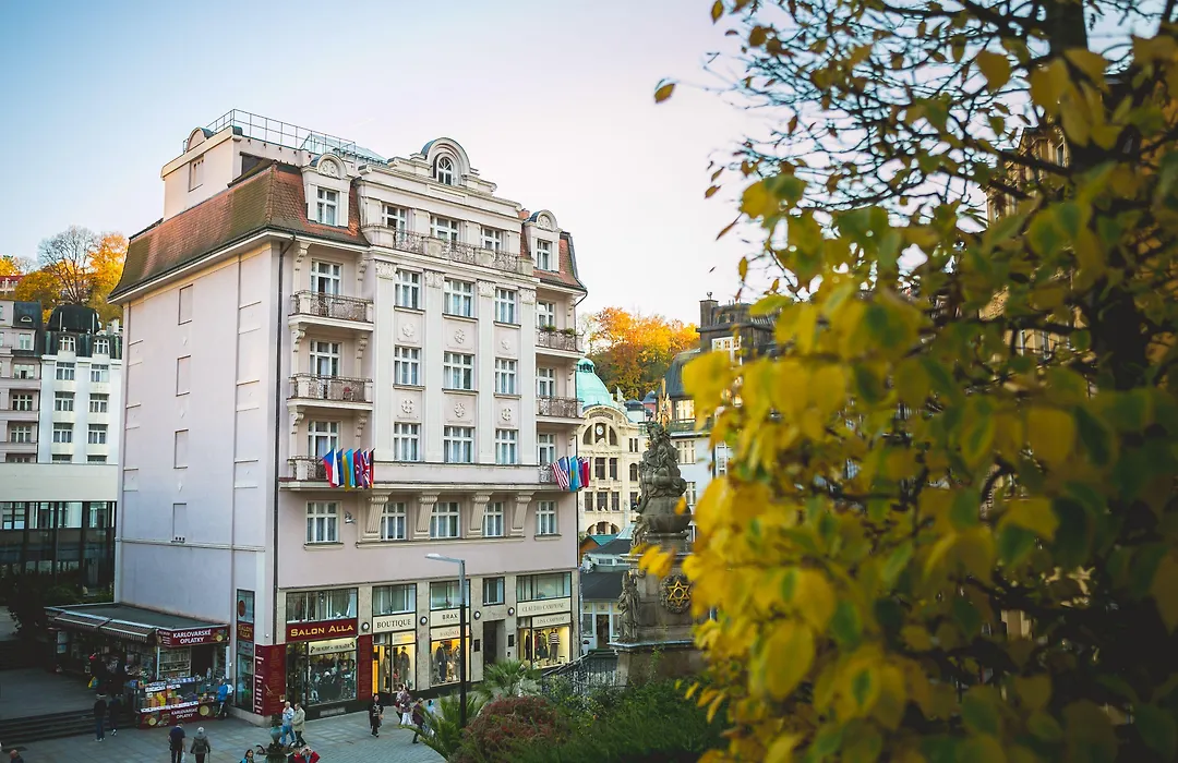 Art Deco Wolker By Astoria Hotel & Medical Spa-1