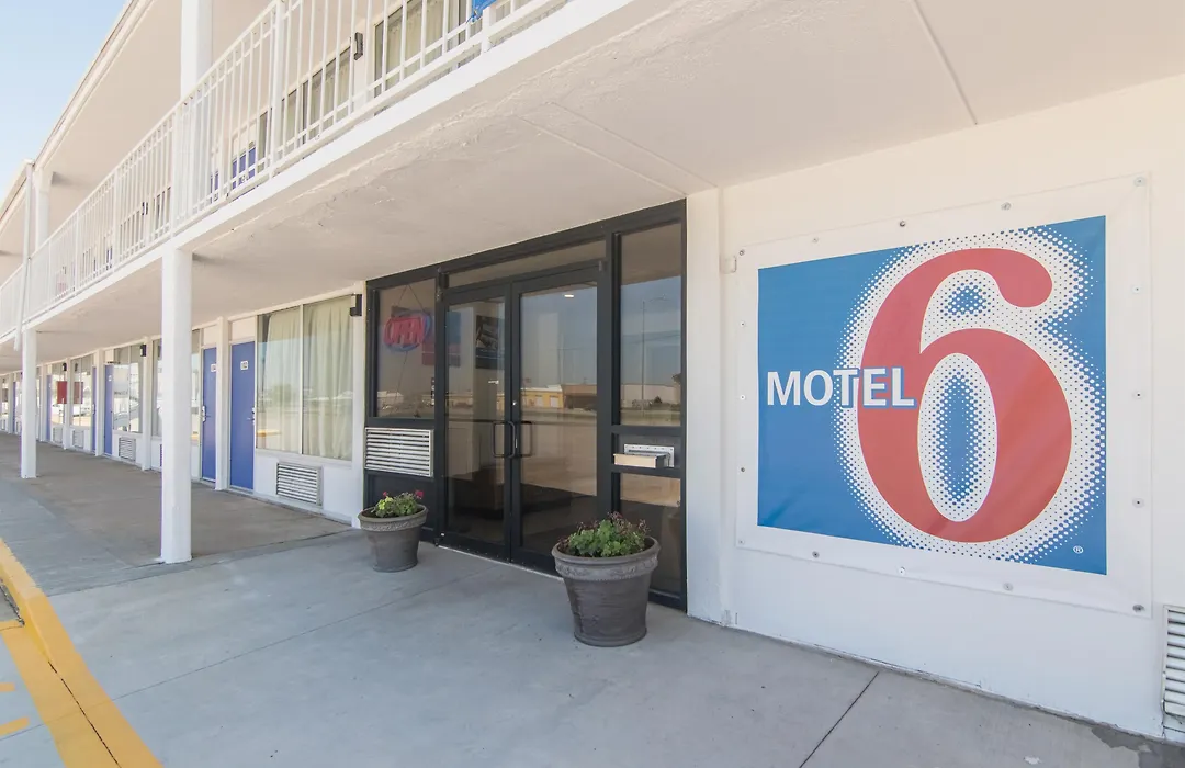 Motel 6-Liberal, Ks-1