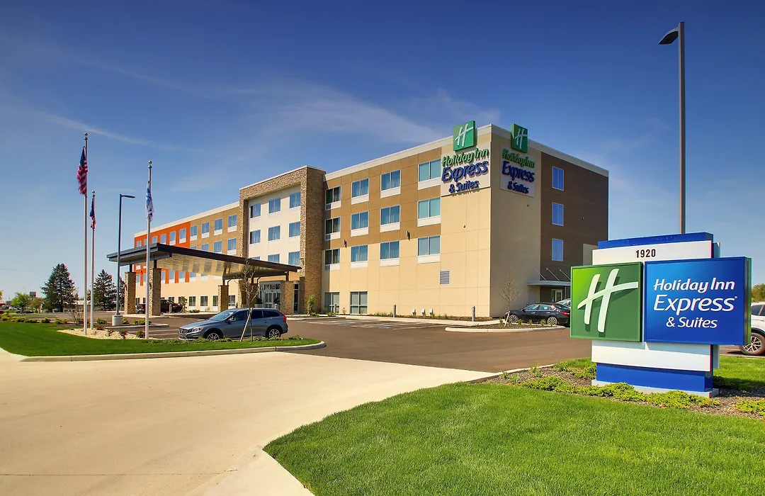 Holiday Inn Express & Suites Findlay North By Ihg-1